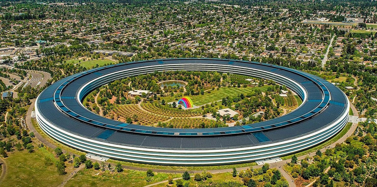 Apple Park, trụ sở chính của Apple tại bang California, Mỹ.